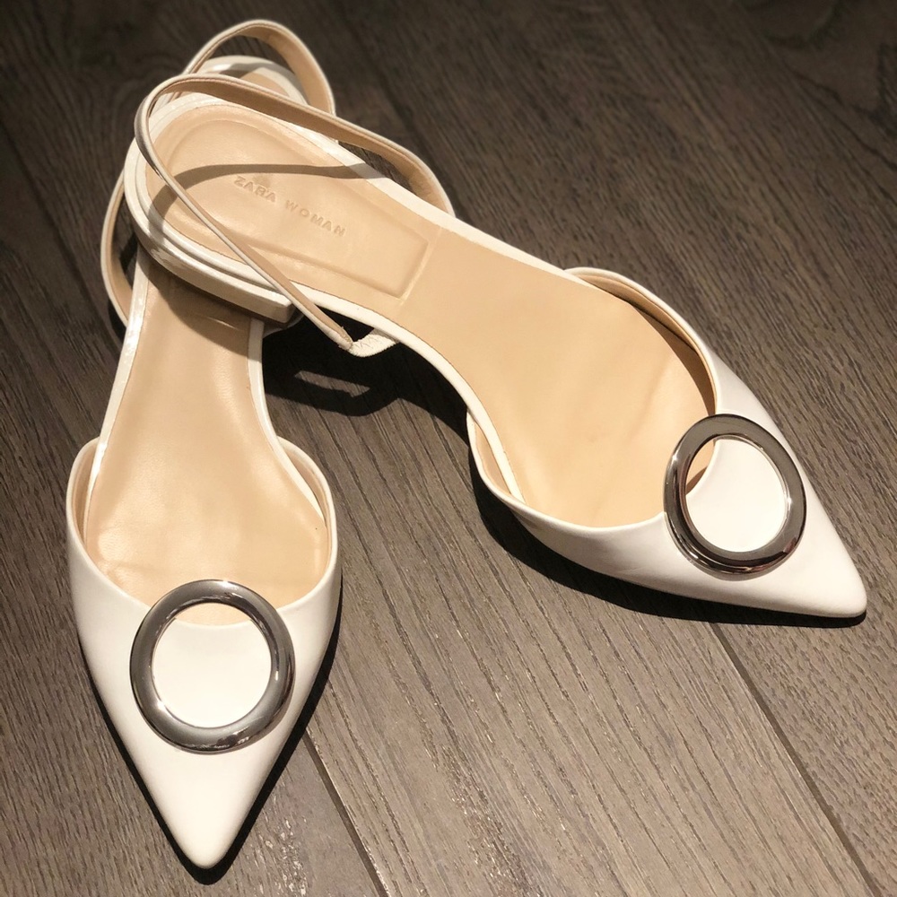 Zara Flats (basically new)